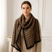 Sciarpa Louvre elegante e senza tempo | La Parigina