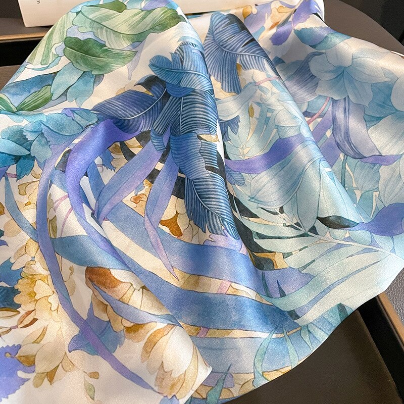 100% Silk Square Flower Decoration Blue | La Parisienne