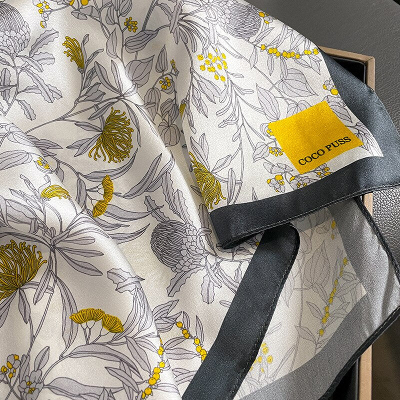 100% Silk Square White Women | La Parisienne