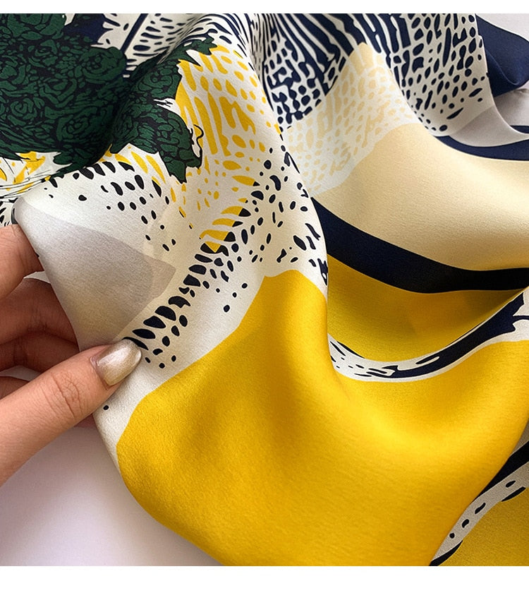 100% Silk Square with Horse pattern for Women | La Parisienne