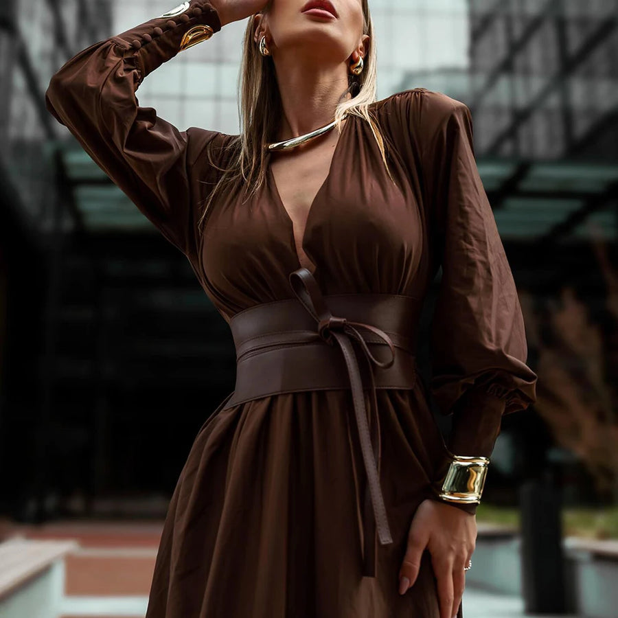 Robe Longue Charismatique & Élégante Ceinturée  | La Parisienne