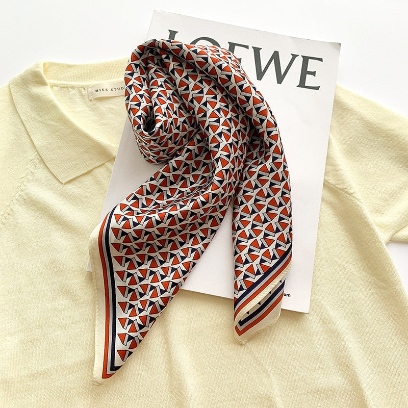 100% Silk Square Unique Woman | The Parisian