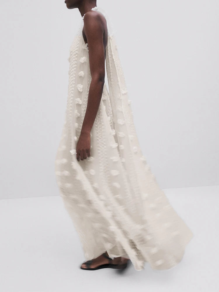 Robe Longue Élégante à Broderie | La Parisienne