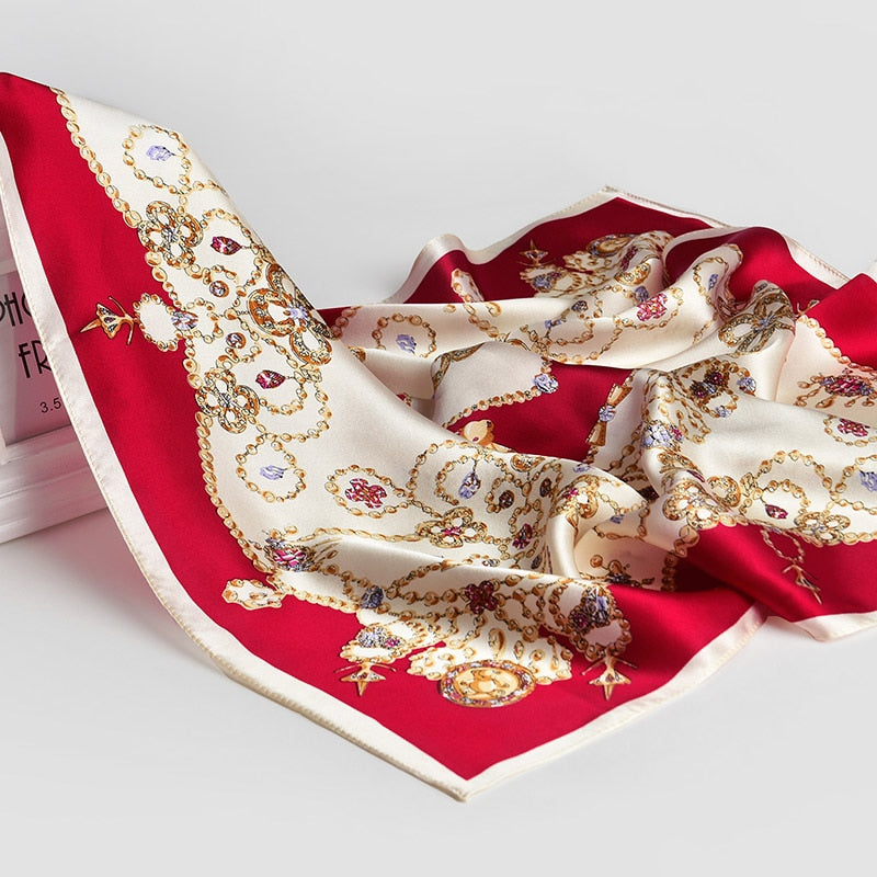 Foulard Carré 100% Soie Luxe Femme | La Parisienne