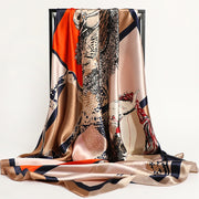 Foulard Carré Motif Original Femme | La Parisienne