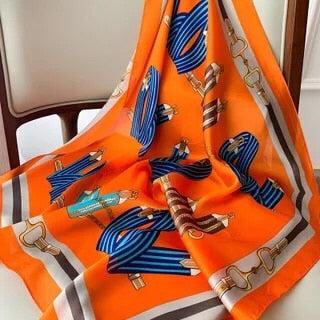 Foulard Carré Original et Sophistiqué Femme | La Parisienne