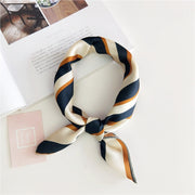Foulard Chic Carré | La Parisienne