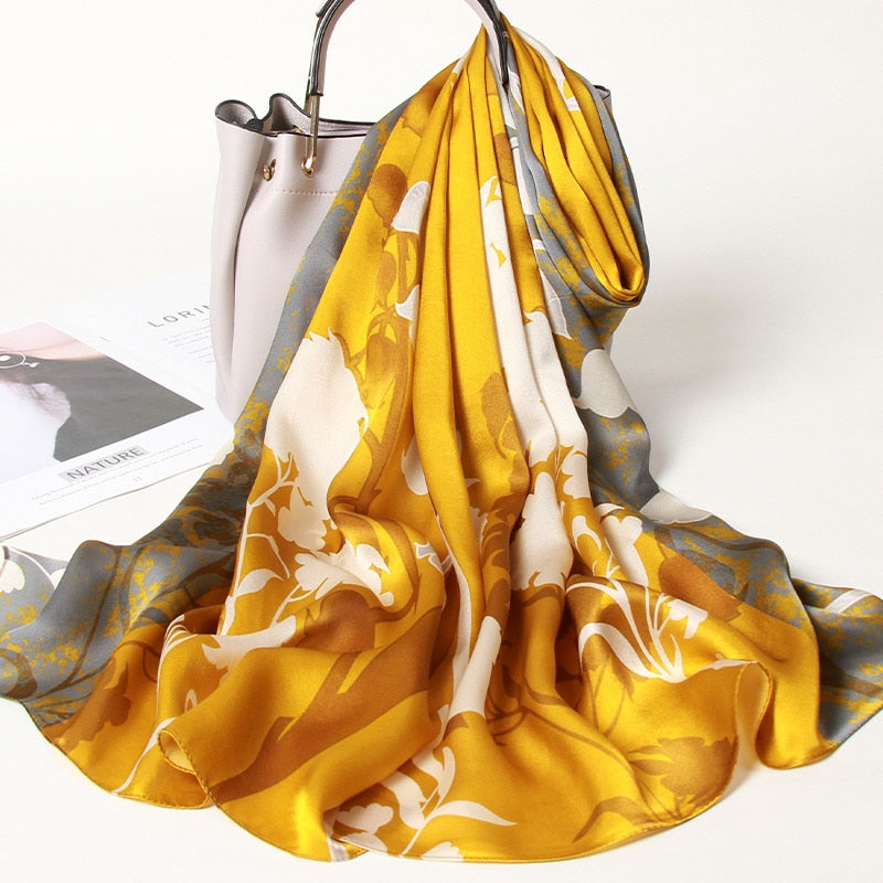 Foulard Chic Carré 100% Soie | La Parisienne