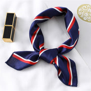 Foulard Chic Carré | La Parisienne