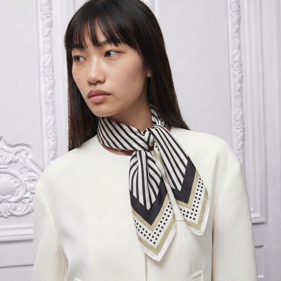 Carré 100% Soie Signature | La Parisienne