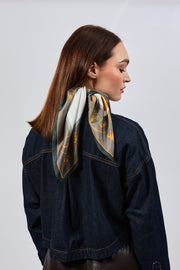 Carré 100% Soie Signature | La Parisienne