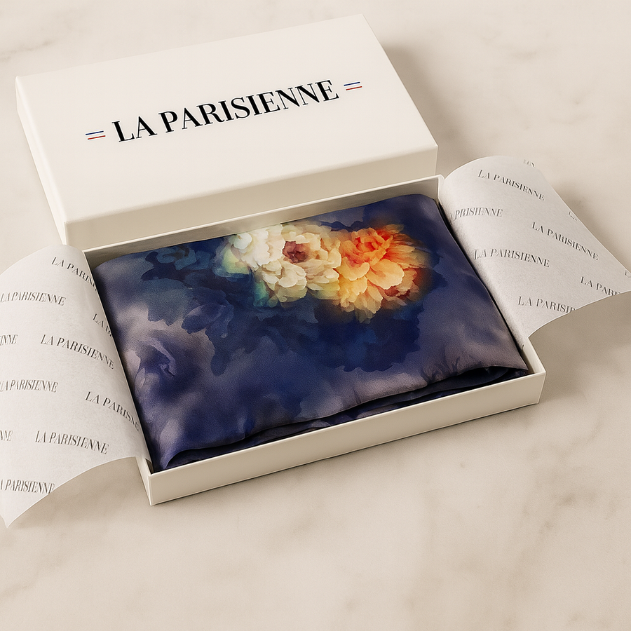Carré 100% Soie Décoration Fleur Violette Femme | La Parisienne