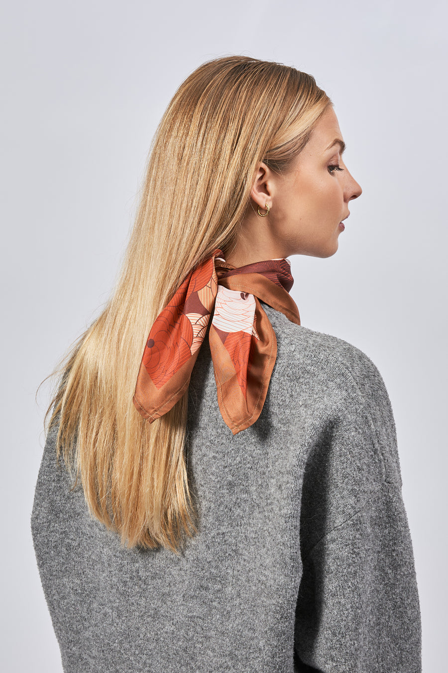 Carré 100% Soie Signature | La Parisienne