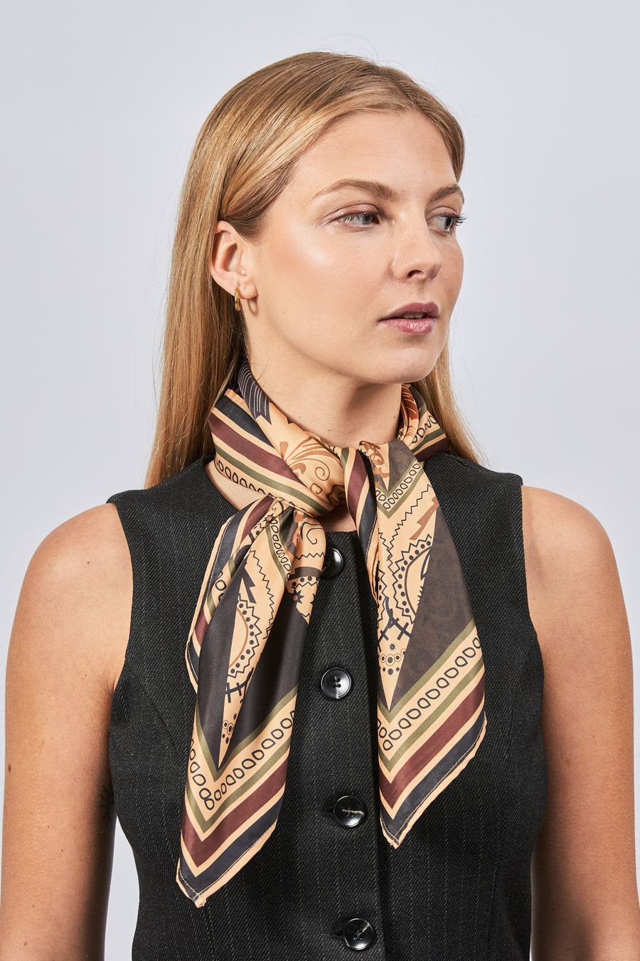 Carré 100% Soie Signature | La Parisienne