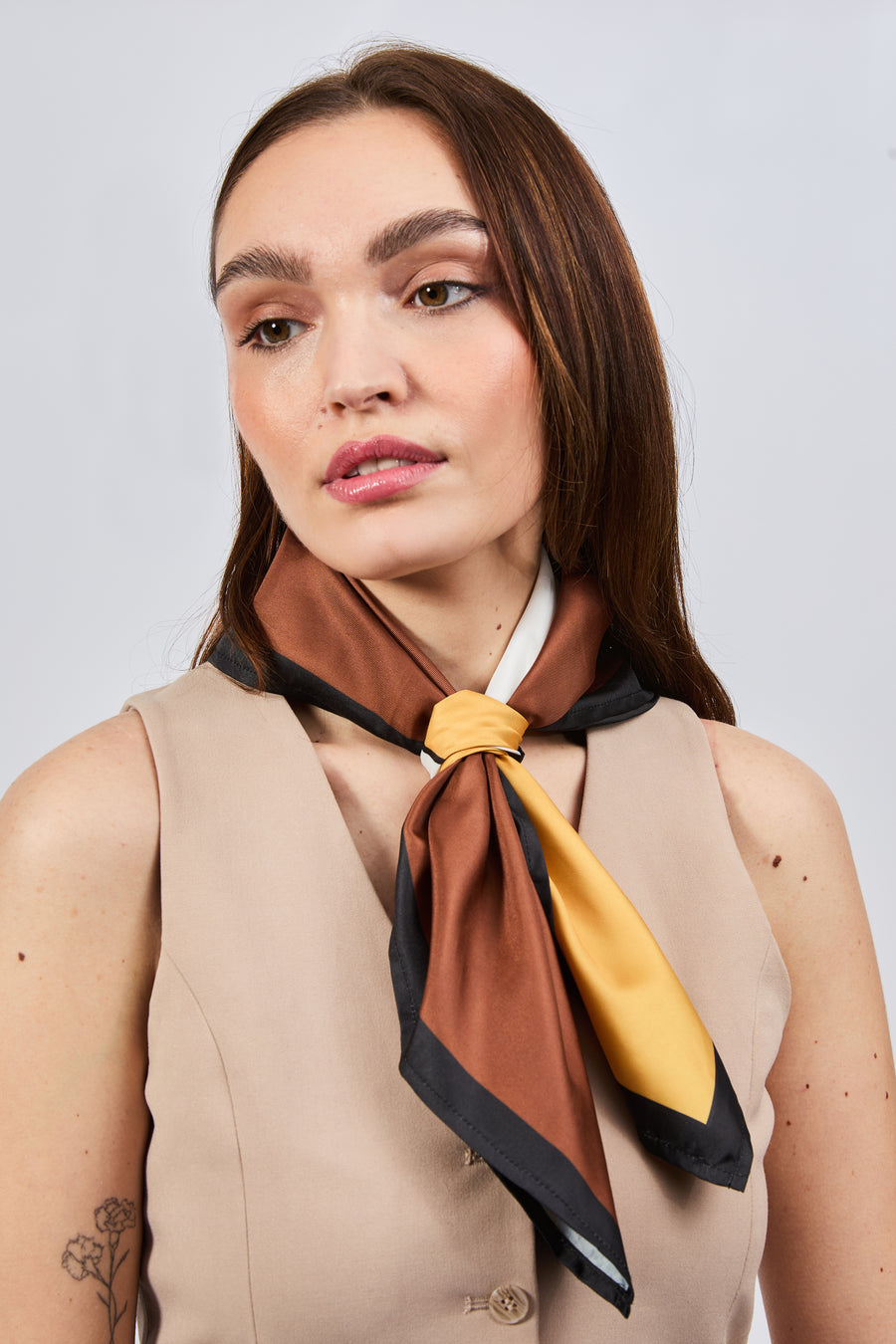 Carré 100% Soie Signature | La Parisienne