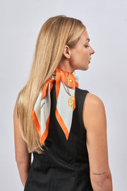 Carré 100% Soie Signature | La Parisienne