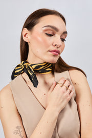 Carré 100% Soie Signature | La Parisienne