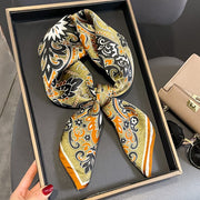 Cuadrado 100 % seda Signature | La Parisienne