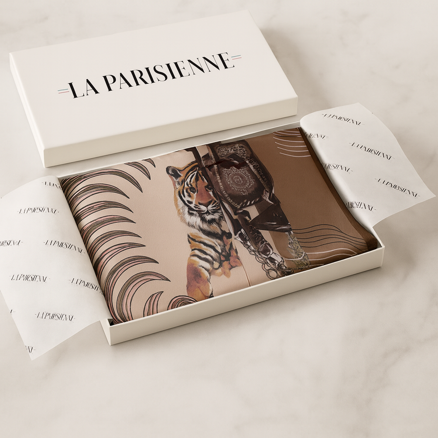 Carré 100% Soie Motif Tigre Femme | La Parisienne