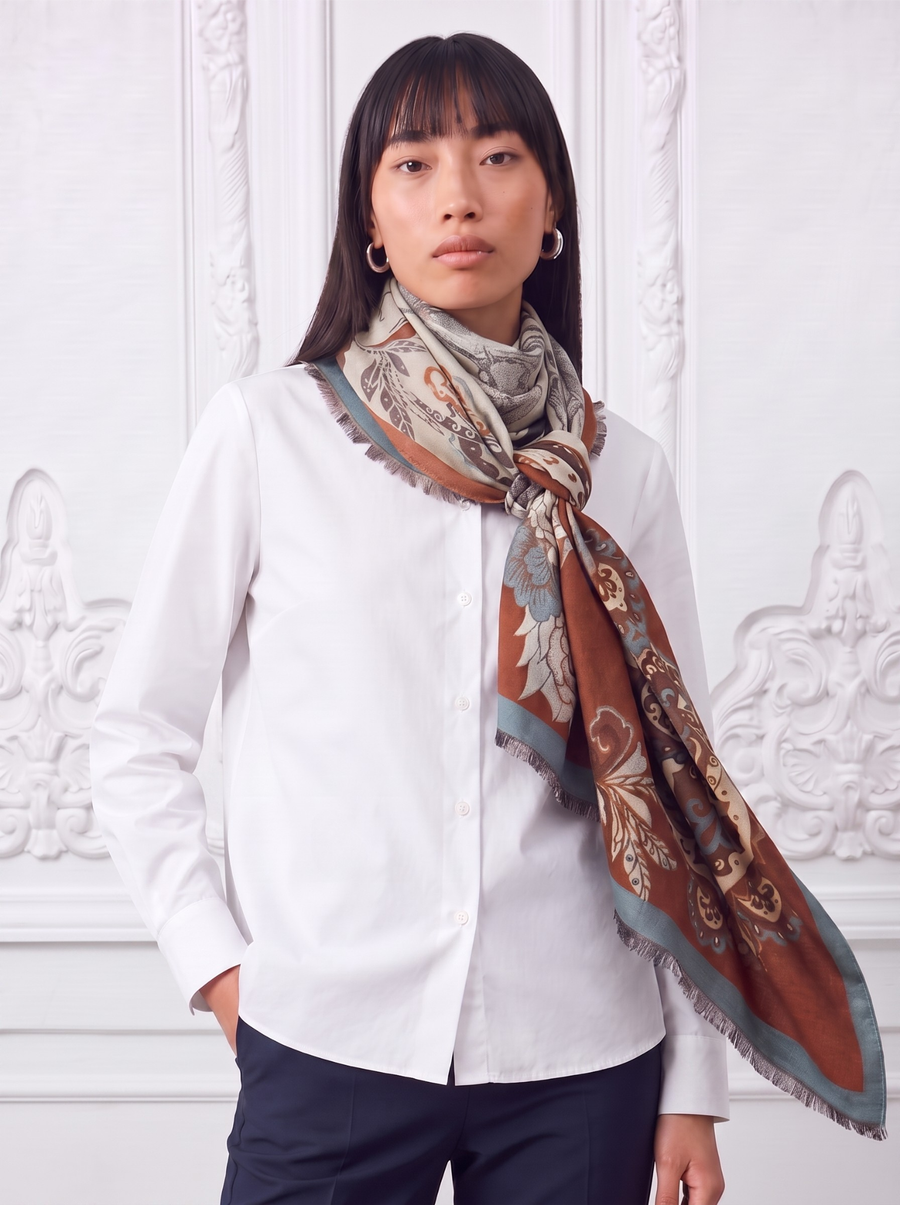 Sacred Heart Women's Winter Scarf | La Parisienne