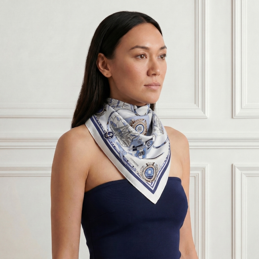 Carré 100% Soie Signature | La Parisienne
