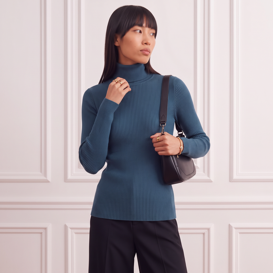 Women's Composite Turtleneck Sweater | La Parisienne 