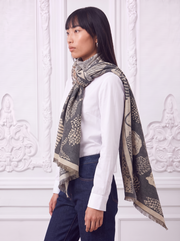 Elegant Notre-Dame Scarf | La Parisienne