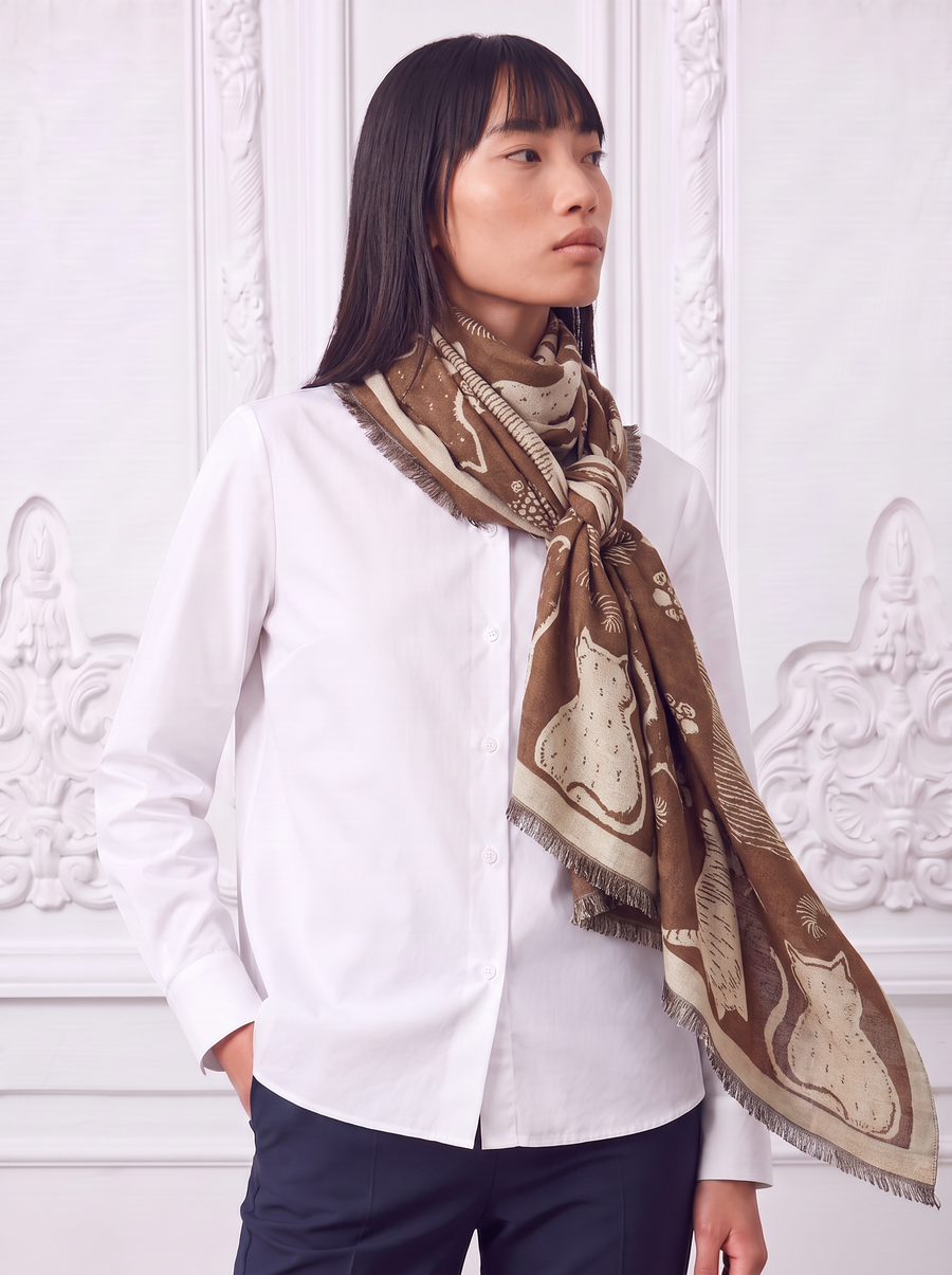 Elegant Notre-Dame Scarf | La Parisienne