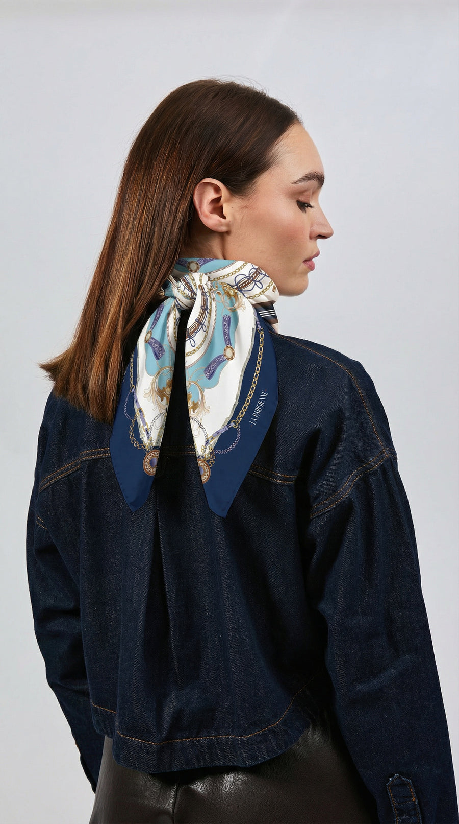 Carré 100% Soie Signature | La Parisienne