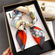 Square 100% Silk Women Chic Flower Pattern | La Parisienne 